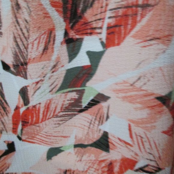 Chaus top peachy color 3/4 length sleeve V neck like new blouse size XXL - Picture 7 of 8